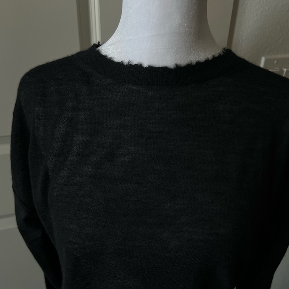 Helmut Lang Black Crew Neck Cashmere light Sweater with Textured Finish - Picture 2 of 8